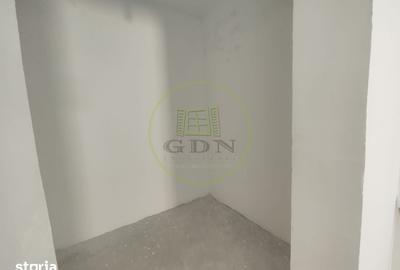 Casă cu 5 camere cu Teren 468 Mp în Malu Mare