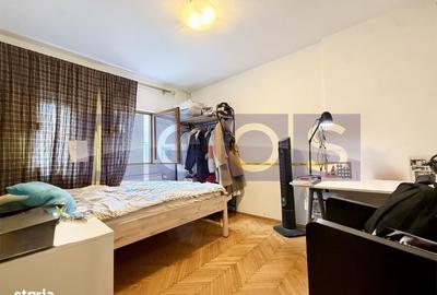 Apartament cu 4 camere în Romană