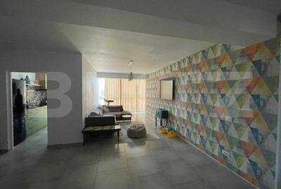 Apartament cu 3 camere decomandat, mobilat în Central