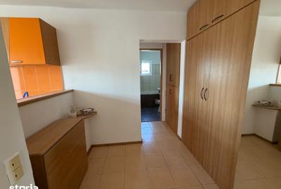 Apartament cu 2 camere decomandat în Inel II