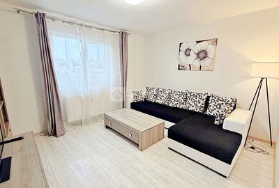 Apartament cu 2 camere decomandat, mobilat în Central