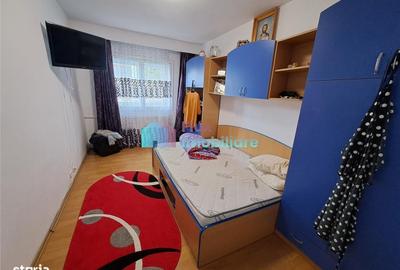 Apartament cu 3 camere decomandat în George Enescu - 2