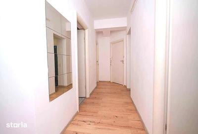 Apartament cu 3 camere decomandat în Dobroești