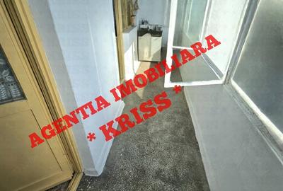 Apartament cu 3 camere decomandat în Găvana - 3