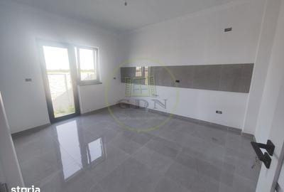 Casă cu 5 camere cu Teren 409 Mp în Podari - 7
