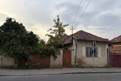 Teren de 658 mp, în Central