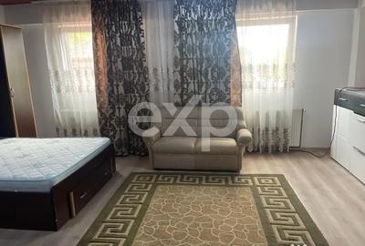 Apartament cu 2 camere decomandat în Prundu