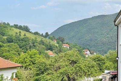 Apartament cu 2 camere, mobilat în Schei - 11