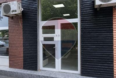 Spațiu comercial, de 15 mp, în Titan