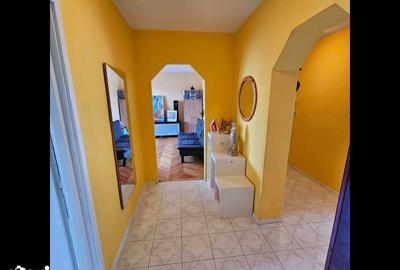 Apartament cu 3 camere, mobilat în Central - 3