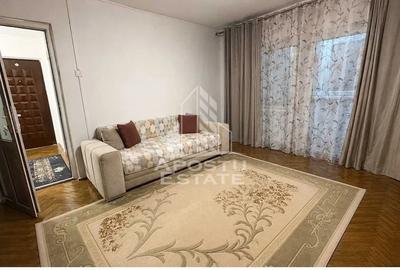 Apartament cu 2 camere semidecomandat, mobilat în Aradului