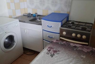 Garsonieră decomandată în Calea București