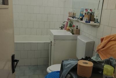 Apartament cu 3 camere decomandat în Hipodrom