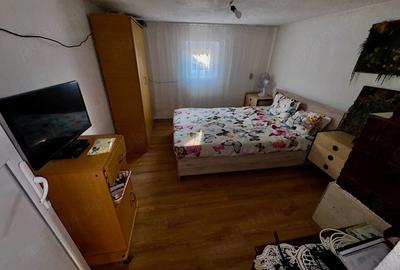 Casă cu Teren 666 Mp în Calotești - 5