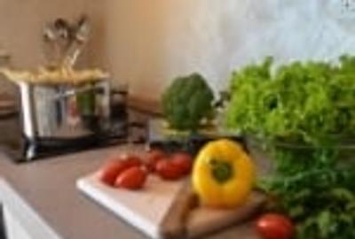 Apartament cu 3 camere semidecomandat, mobilat în Central - 15