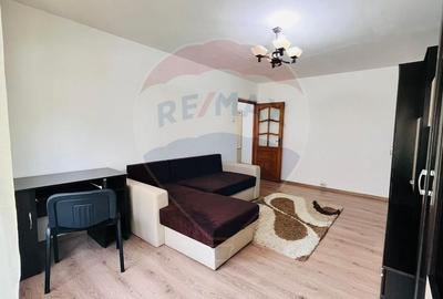 Apartament cu 3 camere decomandat, mobilat în Decebal - 3