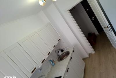 Apartament cu 3 camere decomandat în Central - 2