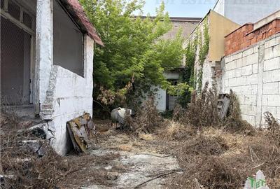 Casă individuală cu 6 camere cu Canalizare în ICIL - 18