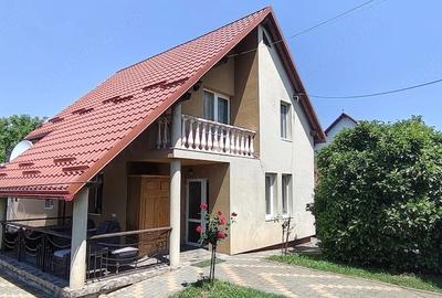 Casă cu Teren 660 Mp în Central