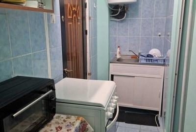 Garsonieră semidecomandată în Basarabia