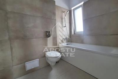 Apartament cu 3 camere decomandat în Aradului