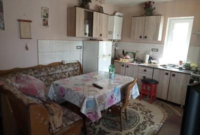 Casă cu 2 camere cu Teren 520 Mp în Central