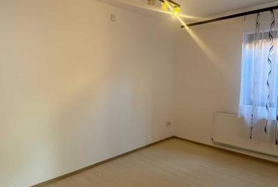 Casă cu 4 camere cu Teren 204 Mp în Exterior Vest - 3