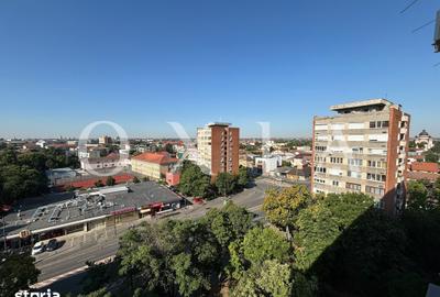 Apartament cu 3 camere semidecomandat în Circumvalațiunii
