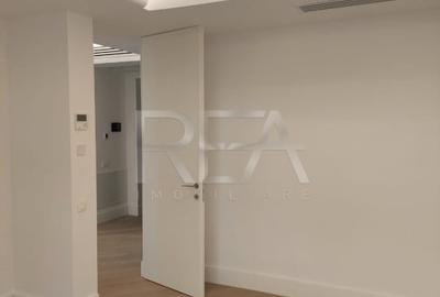 Apartament cu 3 camere decomandat în Voluntari