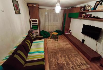 Apartament cu 2 camere decomandat, mobilat în Dacia