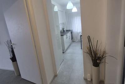Apartament cu 3 camere decomandat în Central - 4