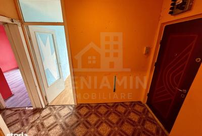 Apartament cu 4 camere decomandat în Astra - 10