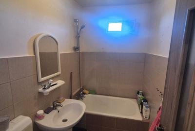 Apartament cu 3 camere semidecomandat în Central - 2