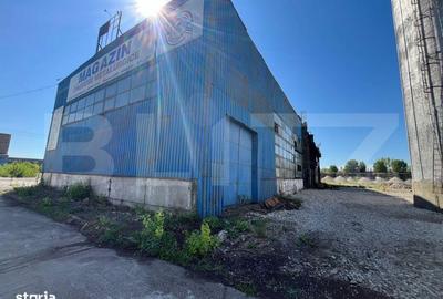 Spațiu comercial, de 1,000 mp, în Industrială