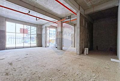 Spațiu comercial, de 139.89999389648 mp, în Exterior Vest - 3