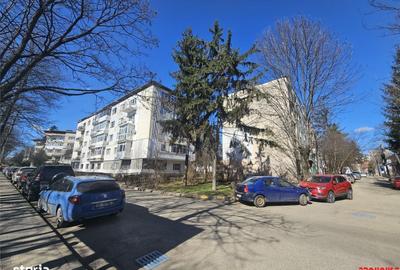 Apartament cu 3 camere în Sud
