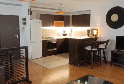 Apartament cu 3 camere semidecomandat în Central