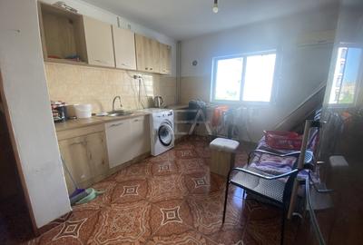 Apartament cu 3 camere decomandat în Trafic Greu - 6