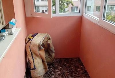 Apartament cu 2 camere decomandat în Titan - 5