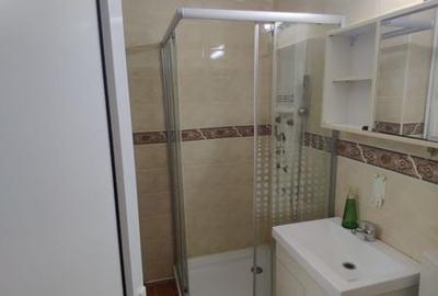 Apartament cu 4 camere decomandat în Plopilor - 1