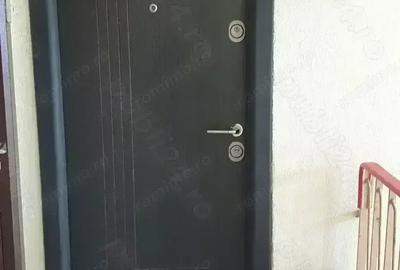 Apartament cu 3 camere semidecomandat în Circumvalațiunii - 2