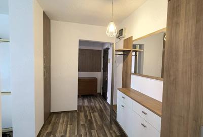 Apartament cu 3 camere decomandat în Rogerius