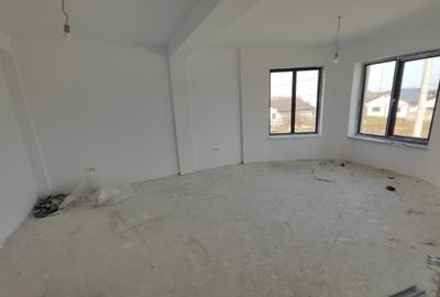 Casă individuală cu 6 camere cu Canalizare în Agigea - 10
