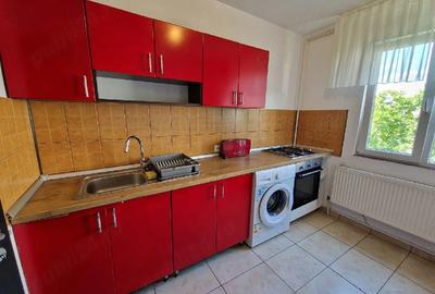 Apartament cu 2 camere decomandat în Calea Dumbrăvii - 2