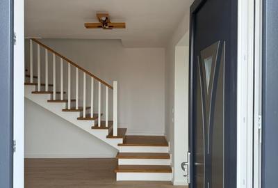 Duplex cu 4 camere cu Canalizare în Bucovăț (Remetea Mare) - 2