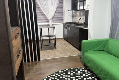 Apartament cu 2 camere decomandat, mobilat în Central