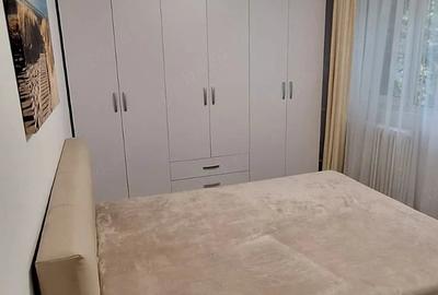 Apartament cu 3 camere decomandat în Titan - 2