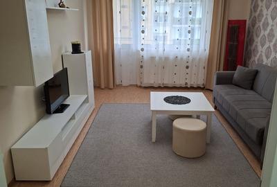 Apartament cu 2 camere decomandat în Central - 2