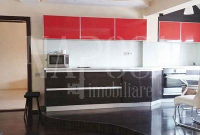 Apartament cu 3 camere în Decebal - 5