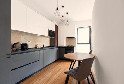 Apartament cu 3 camere decomandat în Central - 1